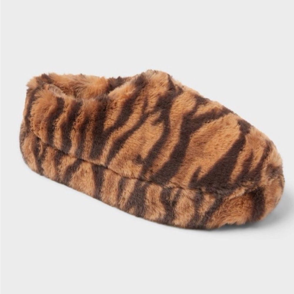 Auden Women's Holling Platform Clog Slippers Tiger Print Faux Fur